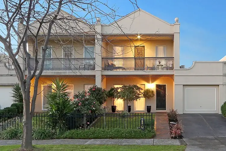 Second view of Homely townhouse listing, 6 Parklane Way, Rowville VIC 3178