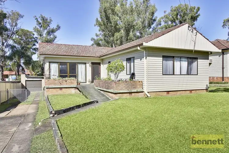 38 Lincoln Drive, Cambridge Park NSW 2747