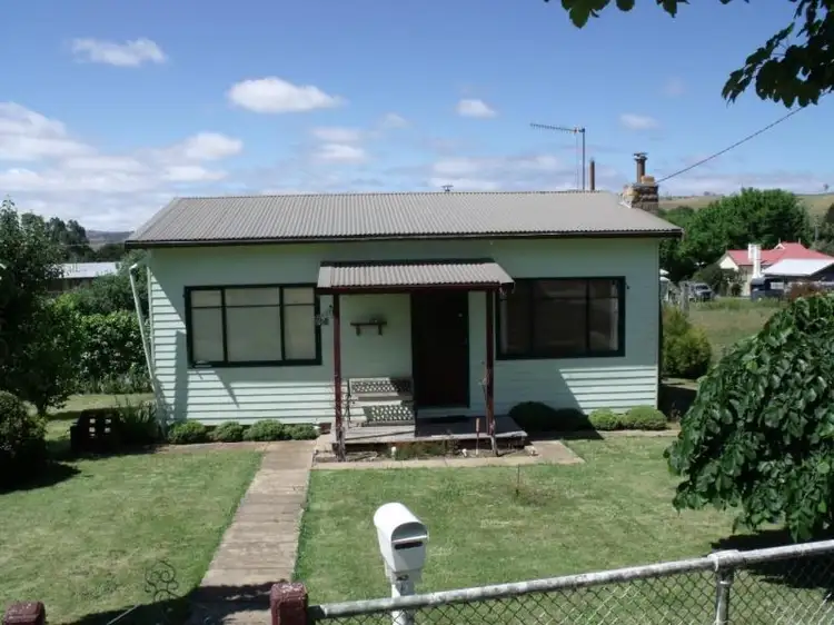 16 Druitt Street, Adaminaby NSW 2630