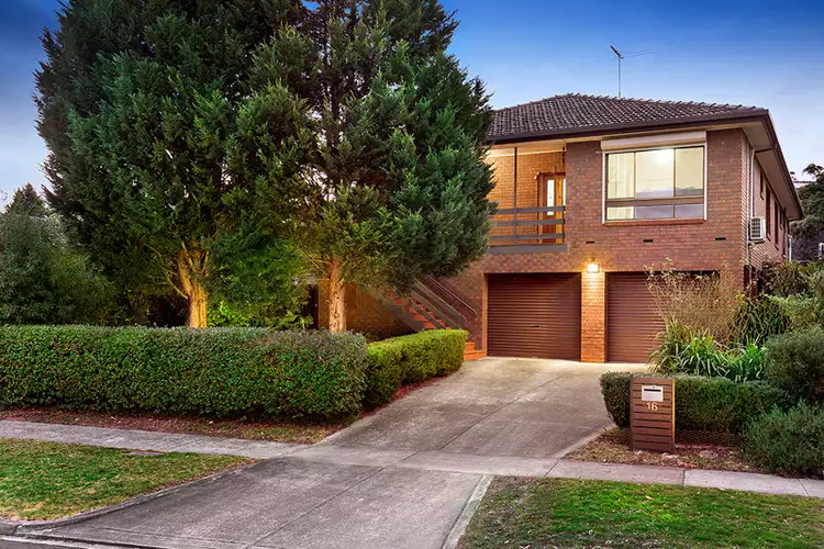 16 Glenmore Street, Macleod VIC 3085