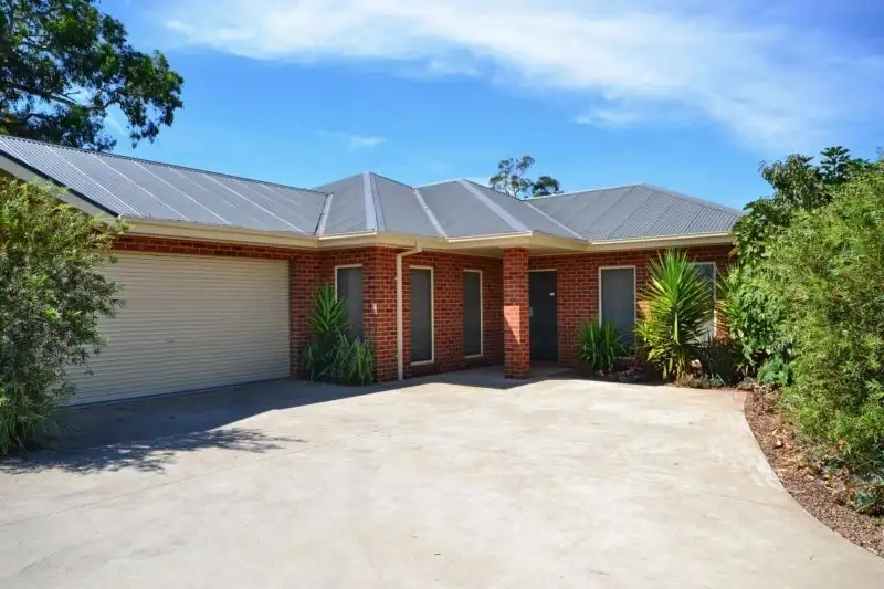 Main view of Homely townhouse listing, 3/77-79 Cambridge Drive, Mansfield VIC 3722