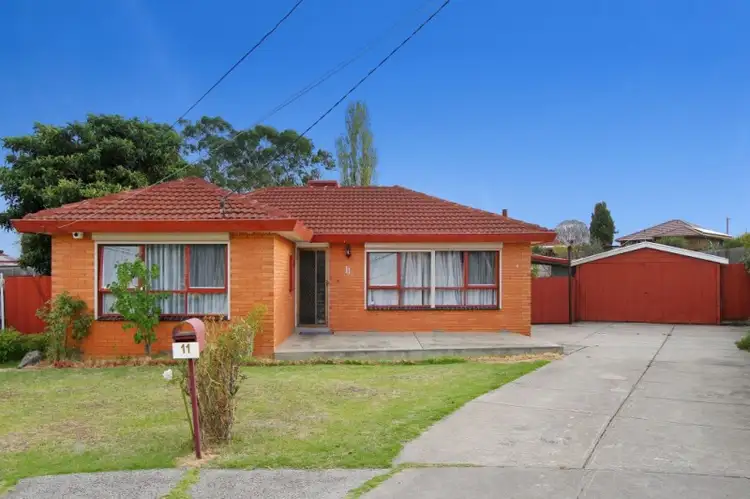 Second view of Homely house listing, 11 Victor Court, Lalor VIC 3075
