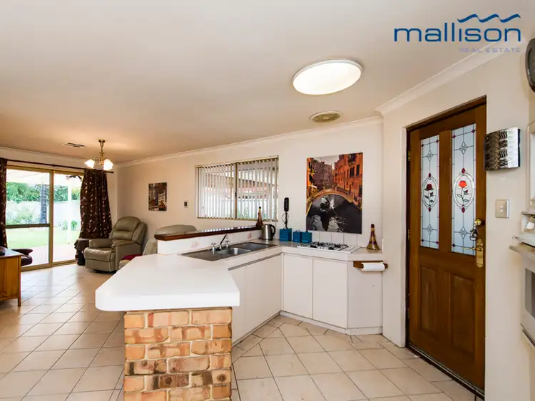 Seventh view of Homely house listing, 10 Firefalls Close, Huntingdale WA 6110