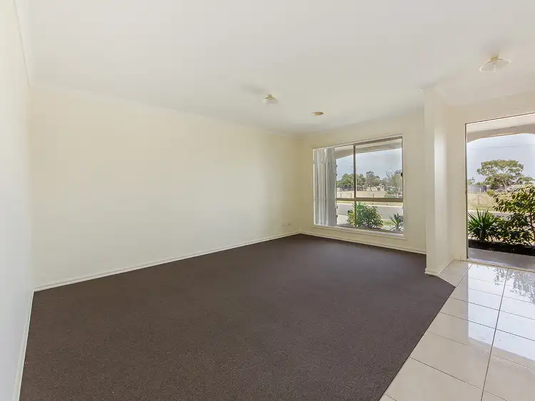 Second view of Homely house listing, 29 Howardson Circuit, St Albans VIC 3021