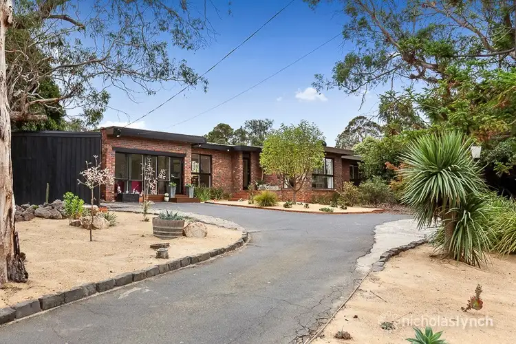 63 Walkers Road, Mount Eliza VIC 3930
