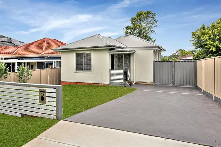 52 Hinemoa Street, Panania NSW 2213