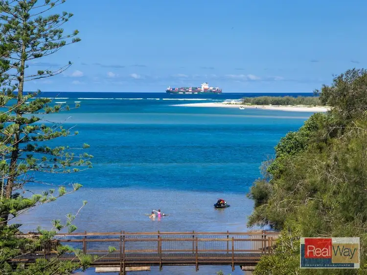 14/3 Landsborough Parade, Golden Beach QLD 4551