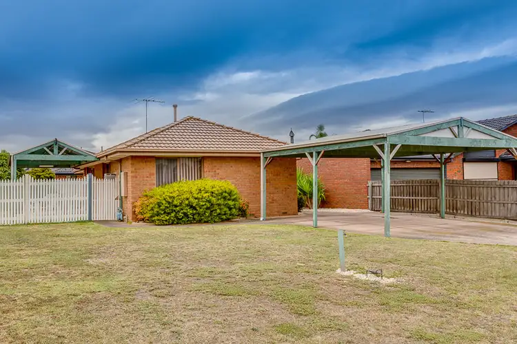 4 Fergus Court, Sydenham VIC 3037
