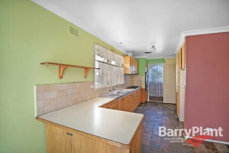 Second view of Homely house listing, 5 Eldorado Court, Wyndham Vale VIC 3024