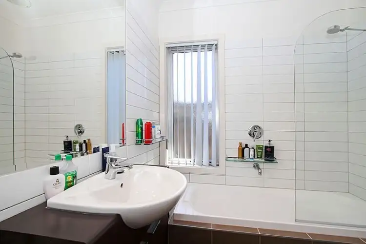 Fourth view of Homely unit listing, 4/19 Nicholson Avenue, Reservoir VIC 3073