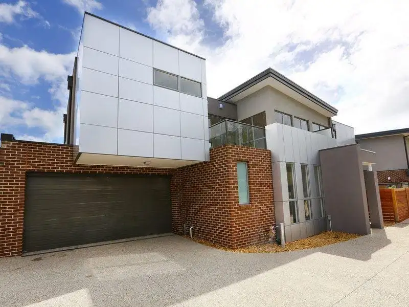 Main view of Homely townhouse listing, 3/39 Mark Street, Rosebud VIC 3939