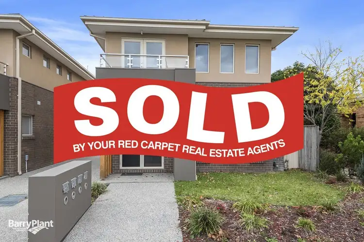 2/10 Siracusa Avenue, Point Cook VIC 3030