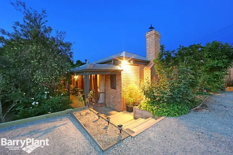4 Lakeview Avenue, Rowville VIC 3178