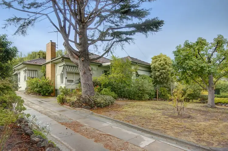 35 Iona Avenue, Belmont VIC 3216