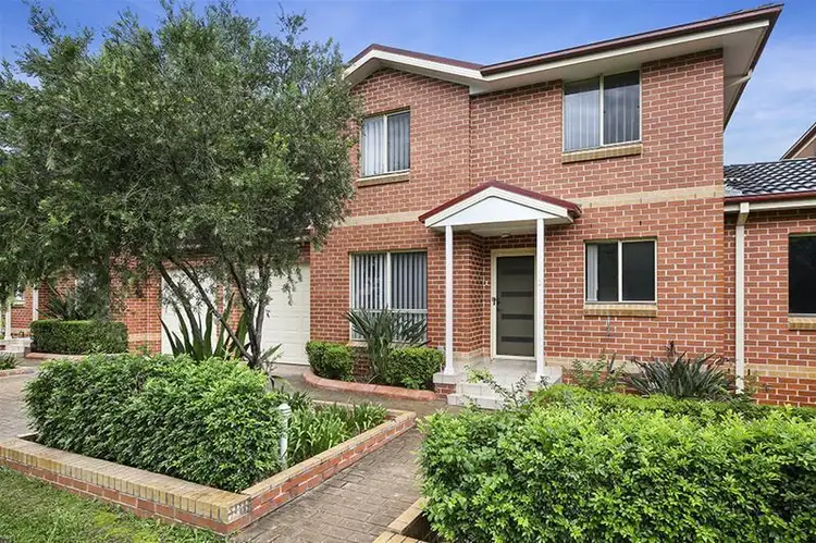 2/37-39 Swain Street, Moorebank NSW 2170