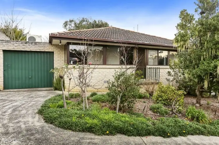 Main view of Homely unit listing, 2/7 Churchill Road, Croydon VIC 3136
