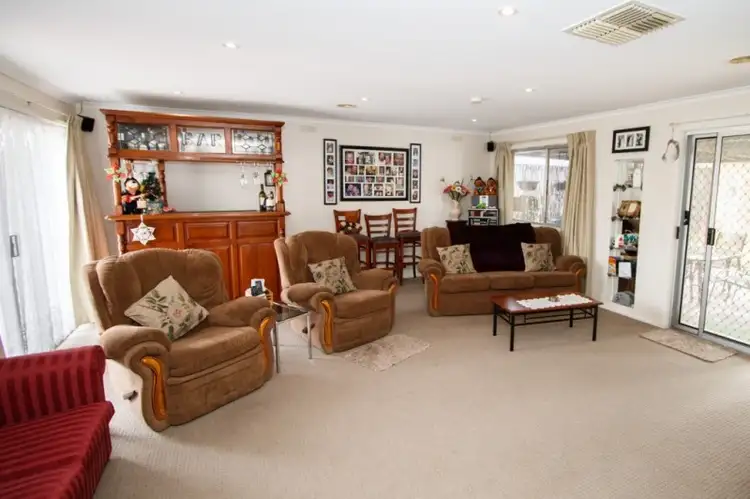 Fifth view of Homely house listing, 2 Searle Court, Wangaratta VIC 3677