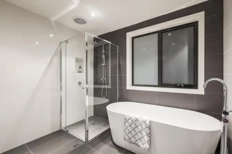 Sixth view of Homely house listing, 1/6 Hamilton Court, Watsonia North VIC 3087