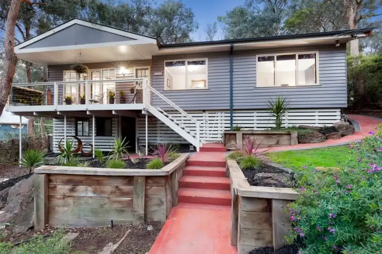 40 Orchard Avenue, Eltham North VIC 3095