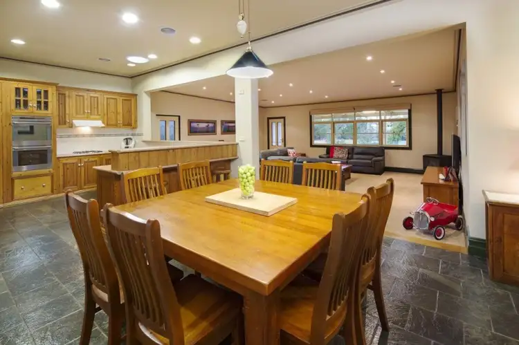 Third view of Homely house listing, 8 Woodlea Close, Strathfieldsaye VIC 3551