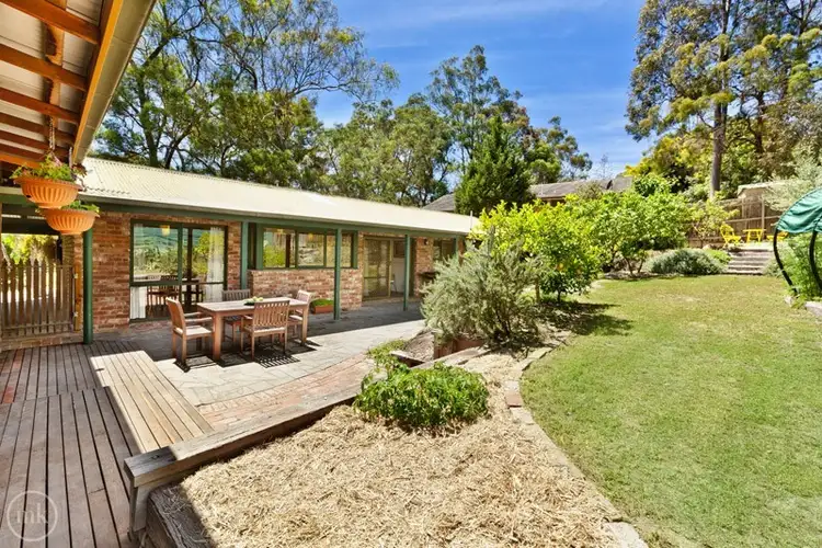 18 Rose Avenue, Hurstbridge VIC 3099