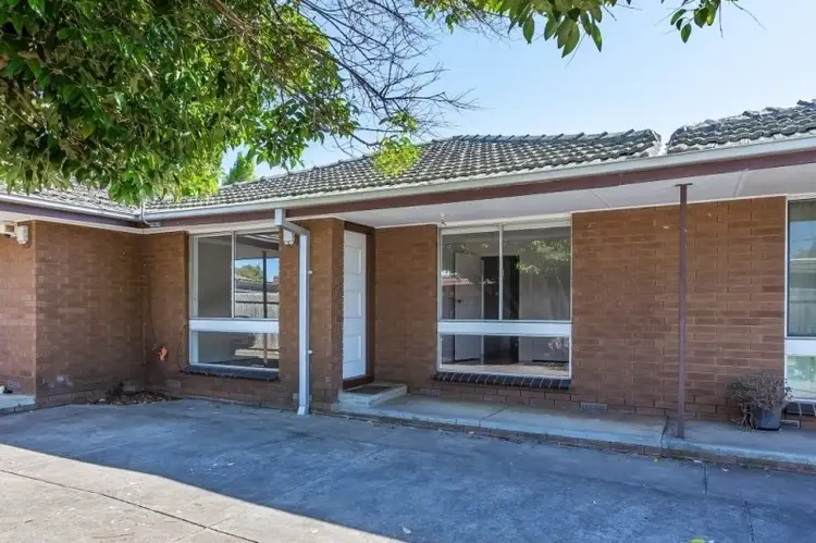 12 Manly Street