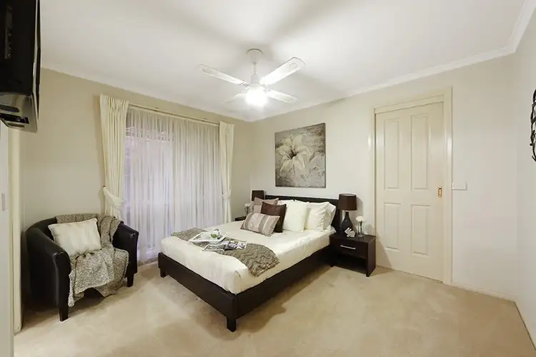 Fifth view of Homely house listing, 2/3 Kenworth Court, Rowville VIC 3178