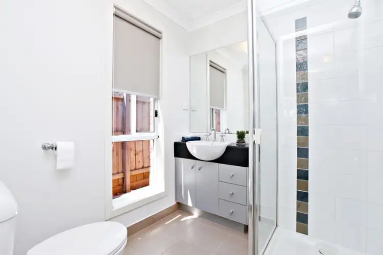 Fifth view of Homely house listing, 4 Zoe Place, Truganina VIC 3029