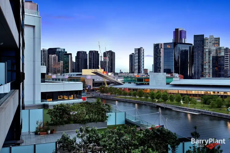 823/60 Siddeley Street, Docklands VIC 3008