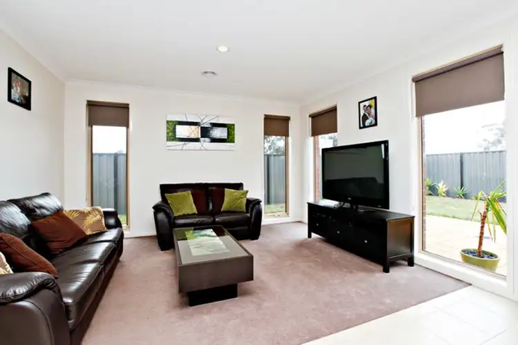 Second view of Homely house listing, 8 Balladong Crescent, Tarneit VIC 3029