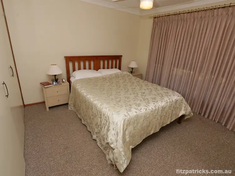 Sixth view of Homely unit listing, 2/2 Incarnie Crescent, Wagga Wagga NSW 2650