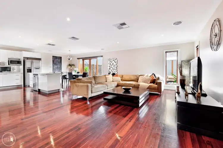 31 Gunghalin Drive, Doreen VIC 3754