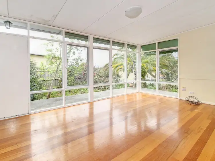 Second view of Homely house listing, 122 Lindrum Road, Frankston VIC 3199