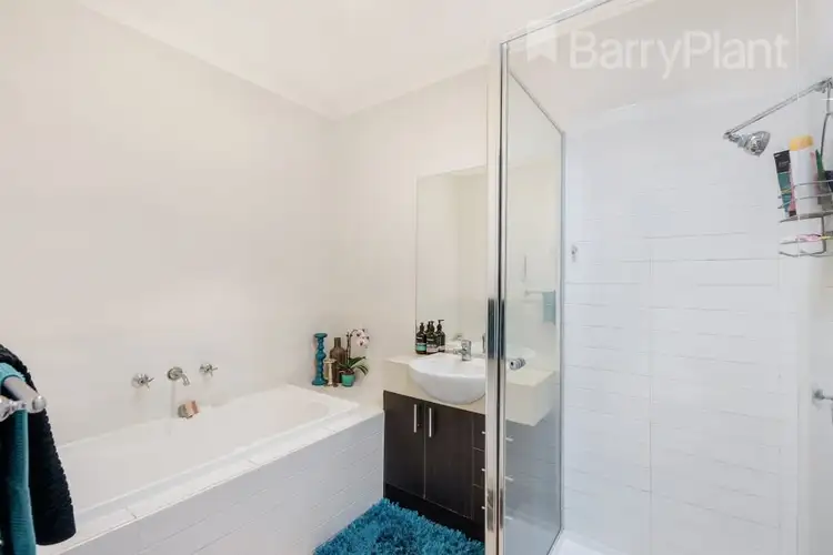 Sixth view of Homely unit listing, 2/3-11 Retford Close, Werribee VIC 3030