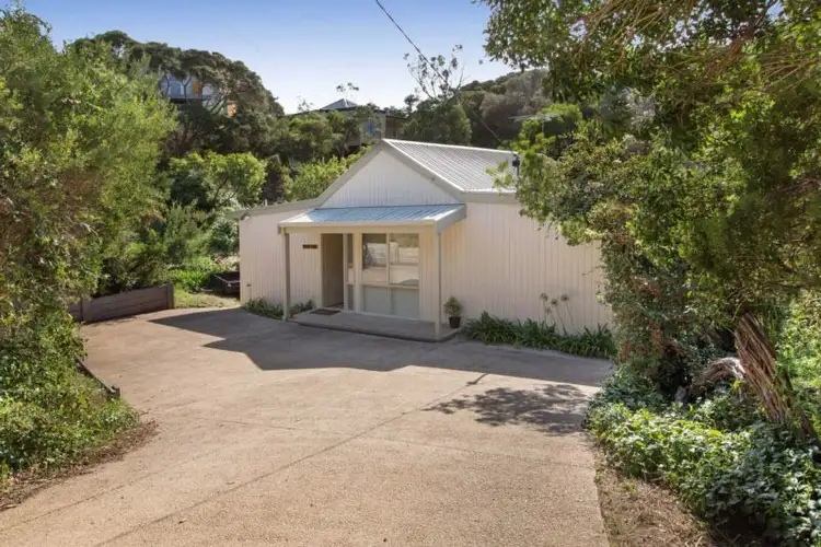 8 Patricia Avenue, Blairgowrie VIC 3942