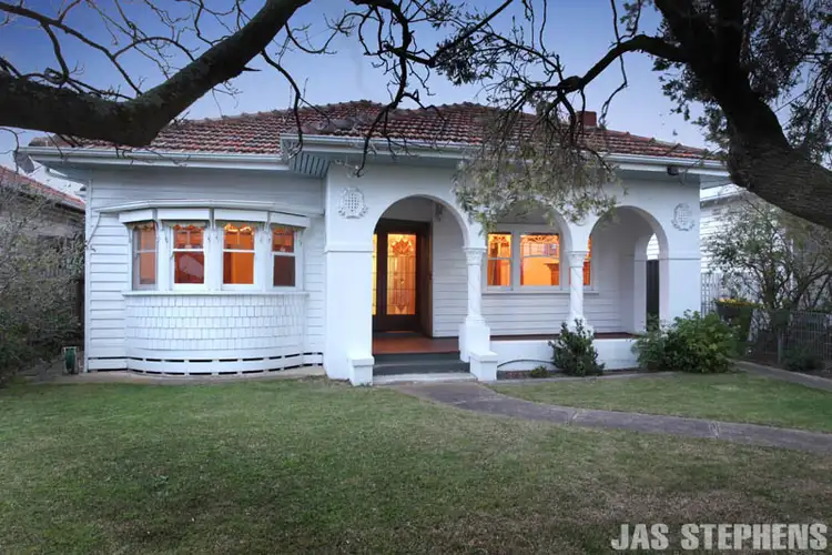 73 Home Road, Newport VIC 3015