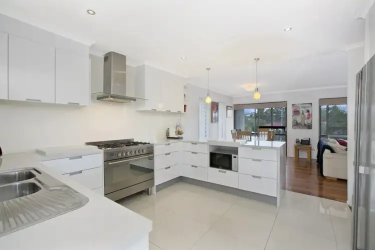 Sixth view of Homely house listing, 1 Parari St, Mansfield QLD 4122