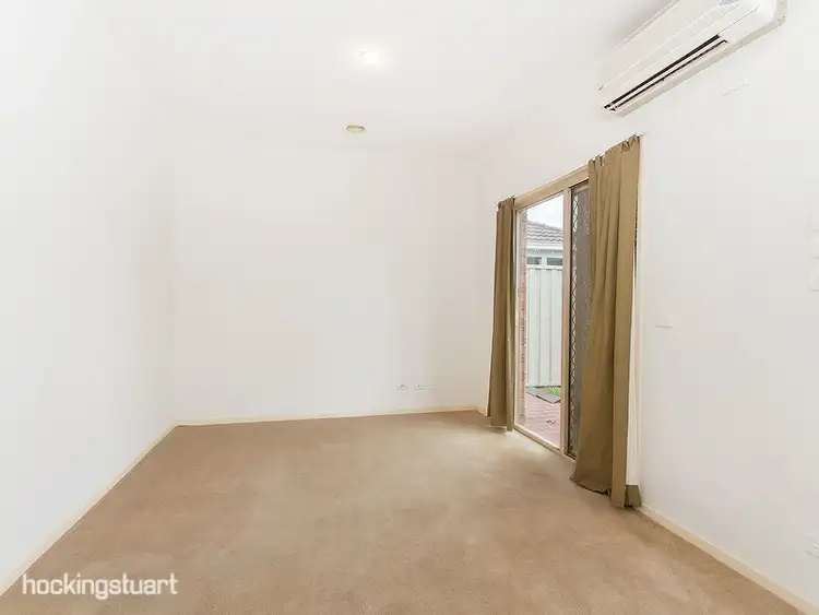 Fifth view of Homely house listing, 7 Osmond Place, Caroline Springs VIC 3023