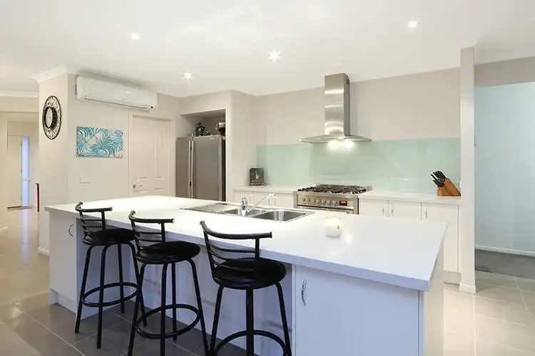 Second view of Homely house listing, 29 Viewgrand Rise, Lysterfield VIC 3156
