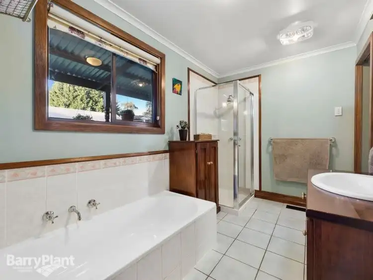Fifth view of Homely unit listing, 1/37 Cypress Avenue, Boronia VIC 3155
