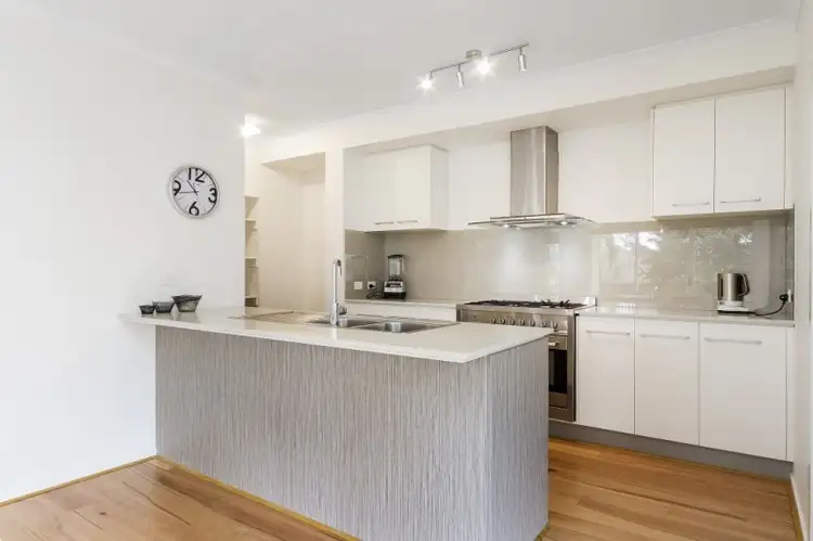 Fourth view of Homely townhouse listing, 2/22 Rhonda Street, Mount Waverley VIC 3149