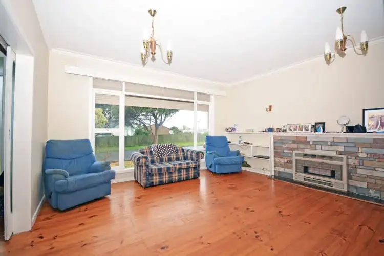 Sixth view of Homely house listing, 1 Wando Court, Portland VIC 3305