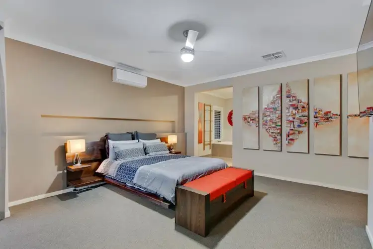 Sixth view of Homely house listing, 5 Brindabella Circuit, Sandhurst VIC 3977