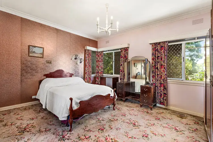 Fifth view of Homely house listing, 334 Upper Heidelberg Road, Ivanhoe VIC 3079