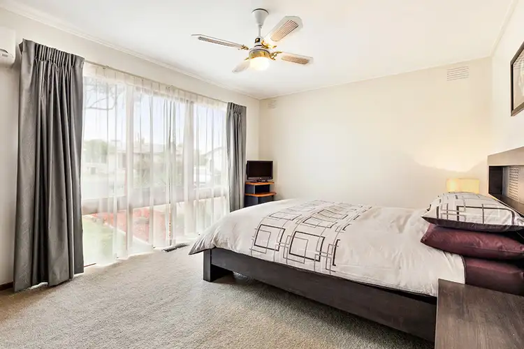 Sixth view of Homely house listing, 5 Beverley Close, Frankston VIC 3199