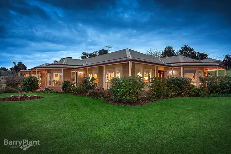 27-28 Hilton Court, Narre Warren North VIC 3804