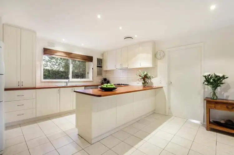 Fourth view of Homely house listing, 5 Havelock Court, Lower Plenty VIC 3093