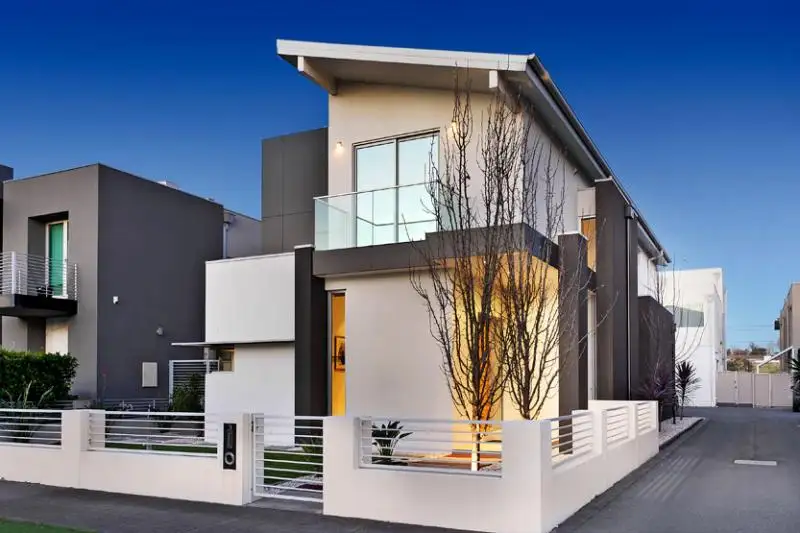 Main view of Homely house listing, 5 Cormorant Place, Maribyrnong VIC 3032