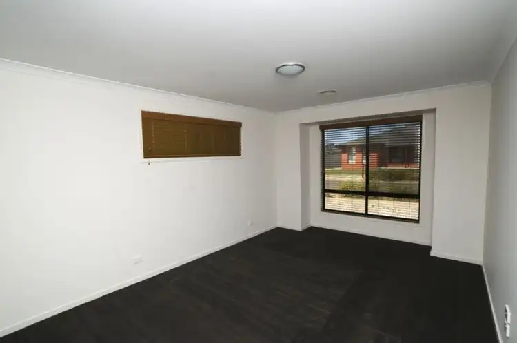 Second view of Homely house listing, 2 Eva Place, Wangaratta VIC 3677