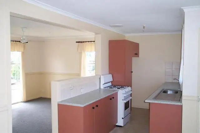 Second view of Homely house listing, 7 Correa Court, Portland VIC 3305